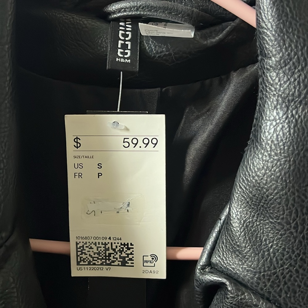 BRAND NEW (NWT) H&M Black Vegan Leather Jacket - Picture 2 of 11